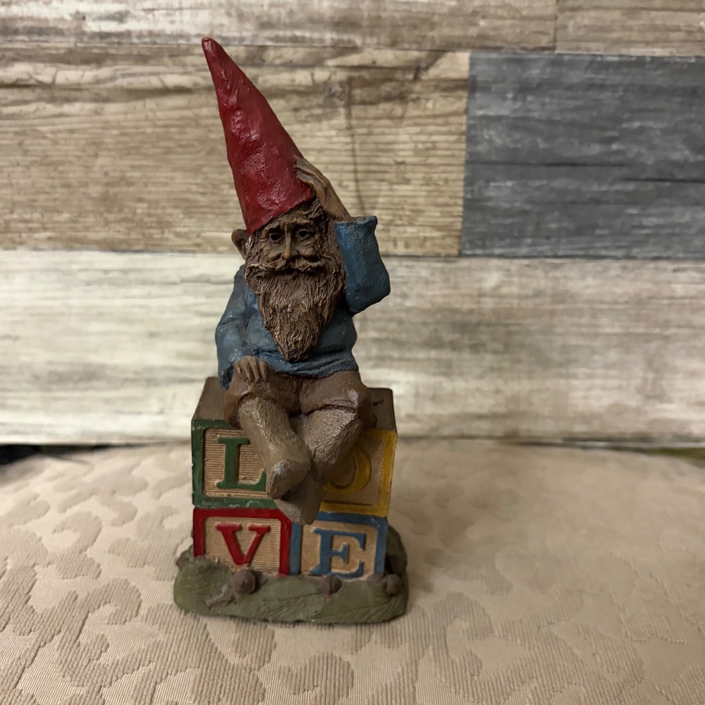 Vintage 1984 Tom Clark Gnome Spock Figurine Cairn Studio 7.5" Alphabet Blocks